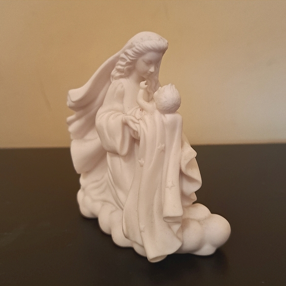 Prince of Peace Mother and Child,...Millenium collection by Roman Art Company - Picture 5 of 5
